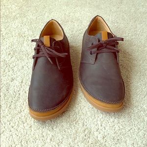 Men’s Clark’s Oakland Lace Low. (Brand New)